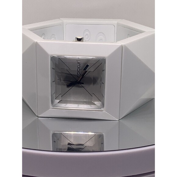 rip curl watch women Surf Tide Water Resistance Unique Style TESTED New Battery - Picture 14 of 16